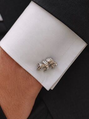 Silver Grizzly Bear Cufflinks – Figural Wildlife Animal Men’s Formal Cuff Links